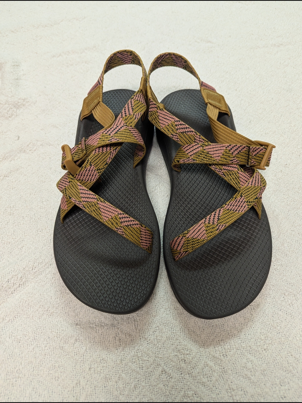 Chaco Women's Z/Cloud Adjustable Strap Cushioned Sandal